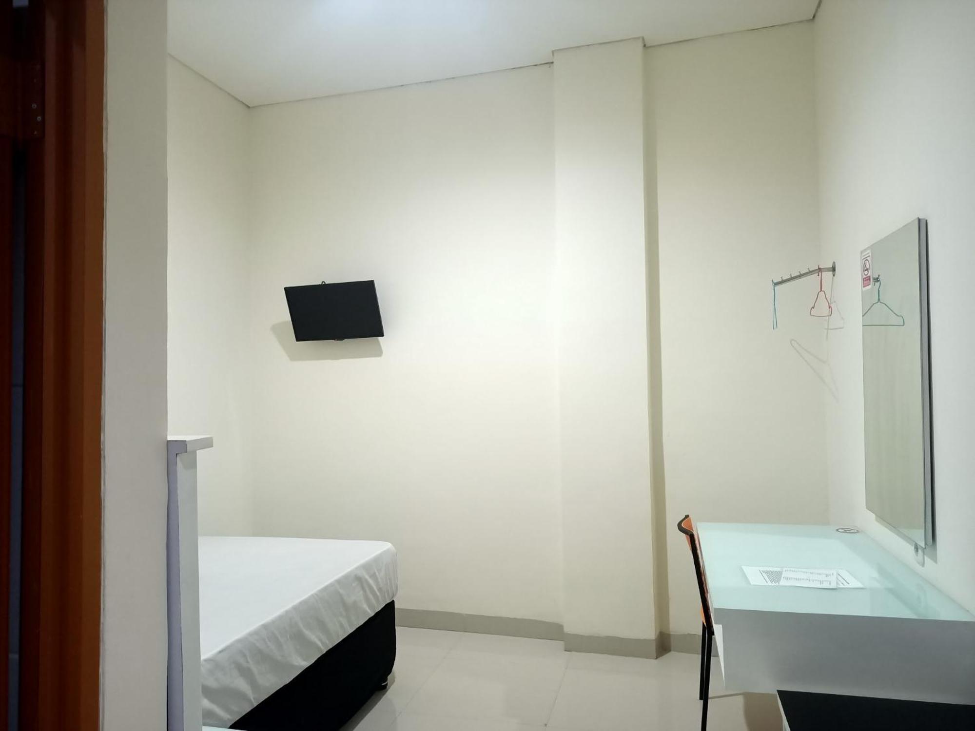 Oyo 93538 Millow Kost Near Gedung Rektorat Iain Parepare Экстерьер фото